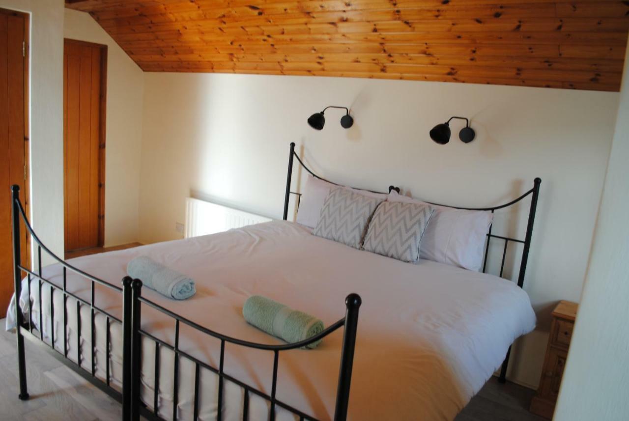 The Castle Bed & Breakfast Ballintoy Esterno foto